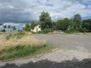 Parkplatz neben dem �Rhodos??? an der B 96, Ortseingang Stralsund  aus Richtung GreifswaldParkplatz nebden dem �Rhodos??? an der B 96, Ortseingang Stralsund  aus Richtung Greifswald, Foto: PD Stralsund